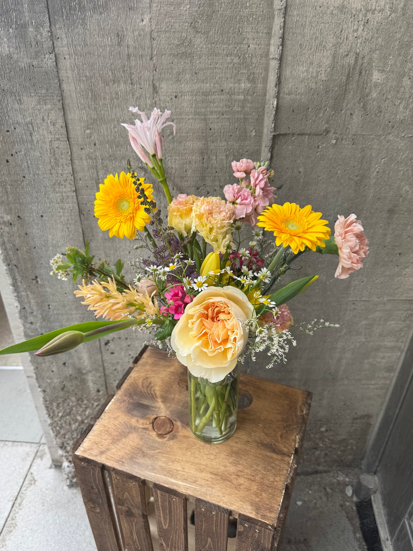 Small Glass Vase Arrangement