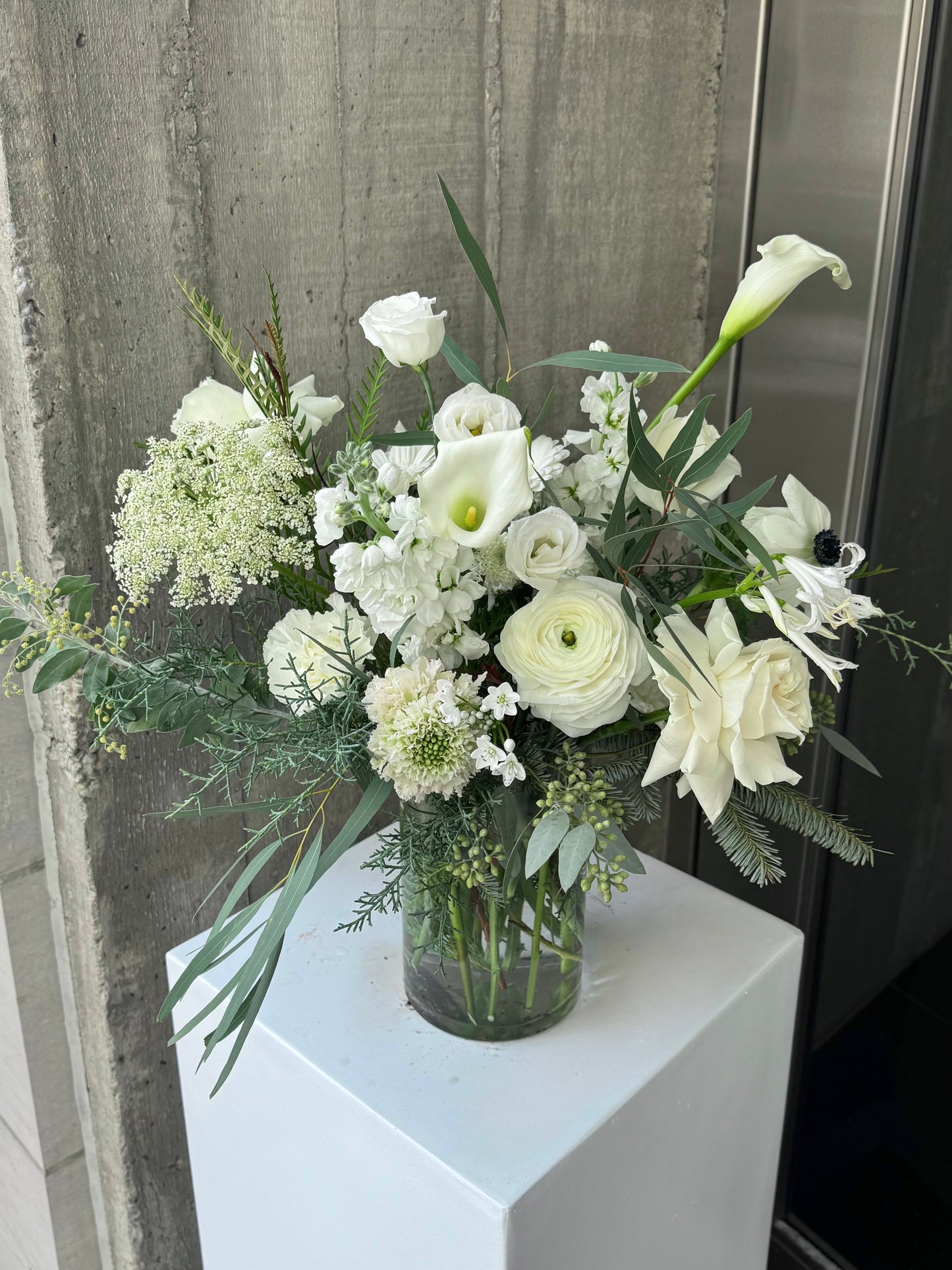 Winter Bloom Cylinder