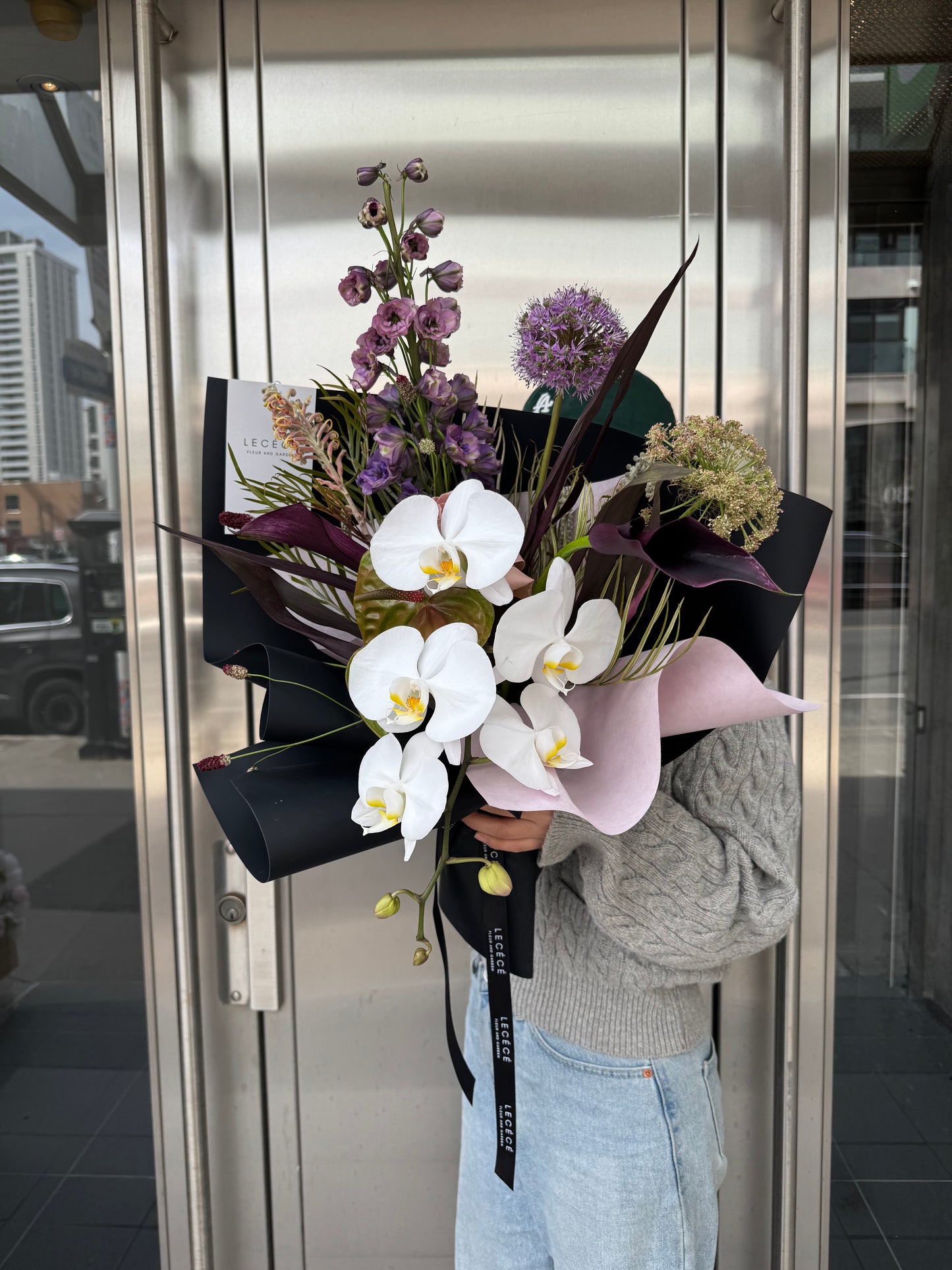 (Mother’s Day) Large Orchid Bouquet