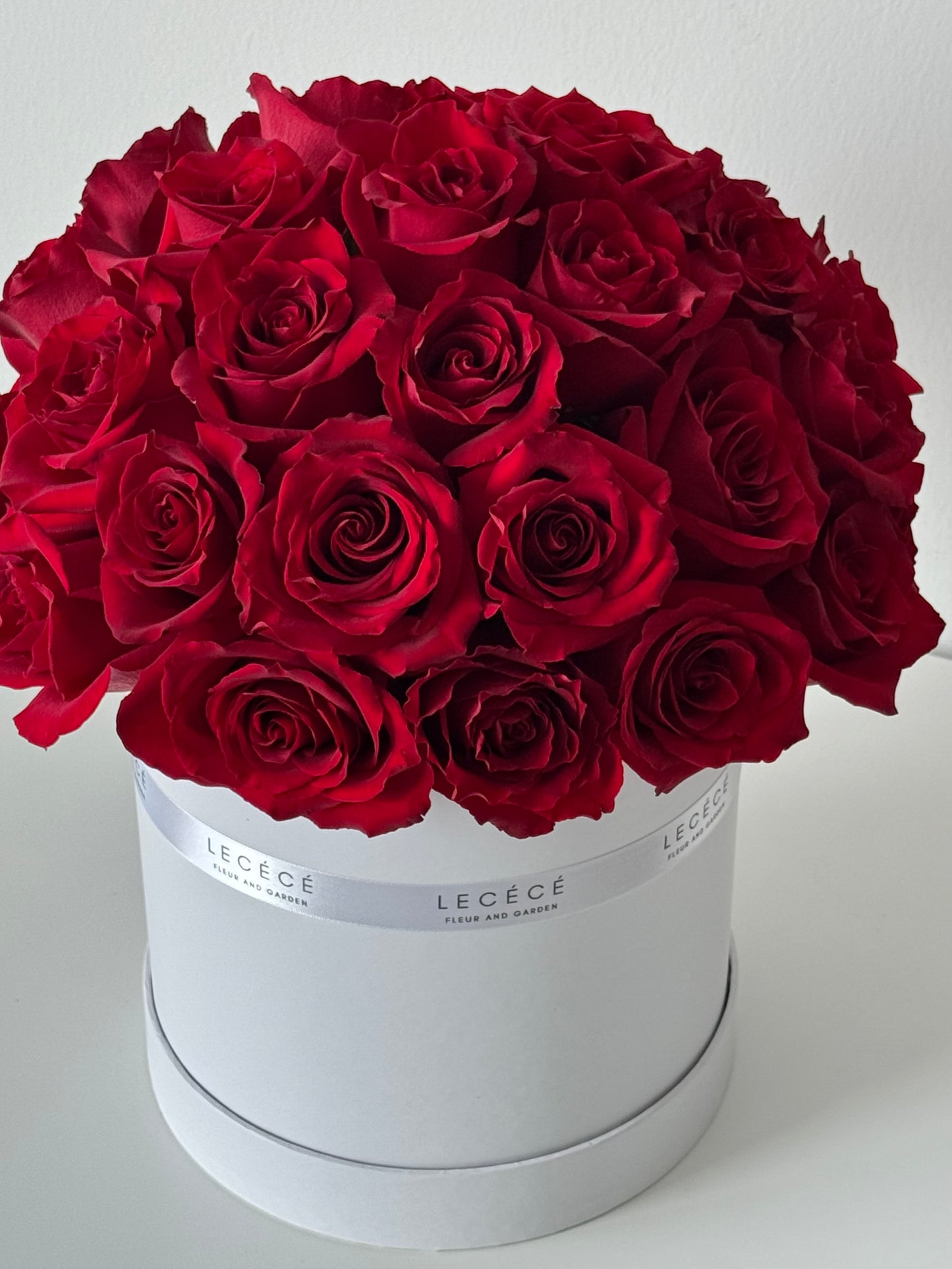 Classic Rose Box No.3 (36 Roses)