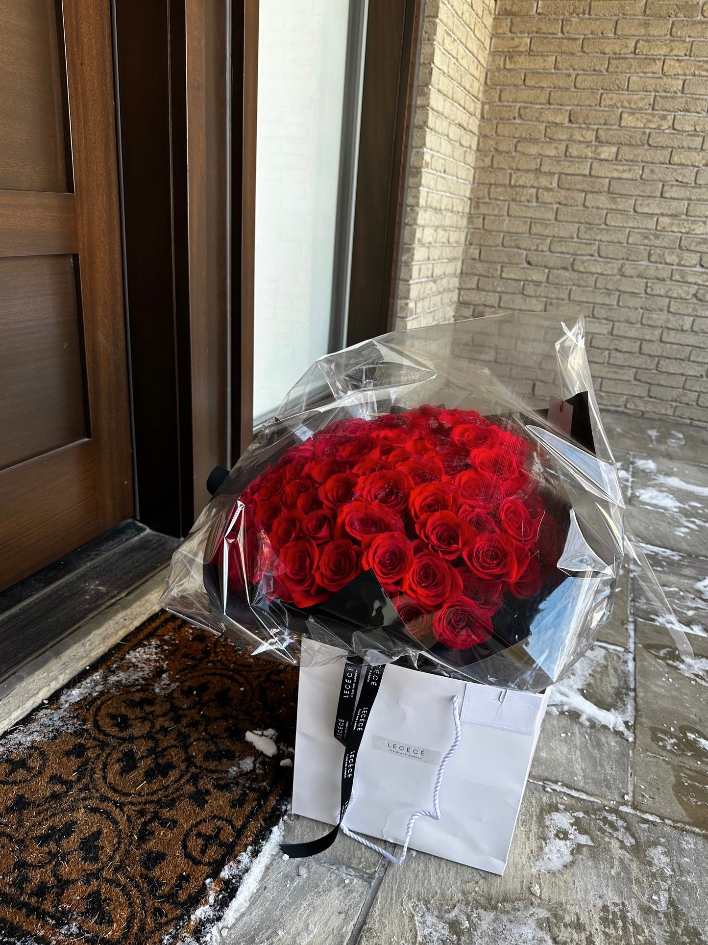100 Premium Roses