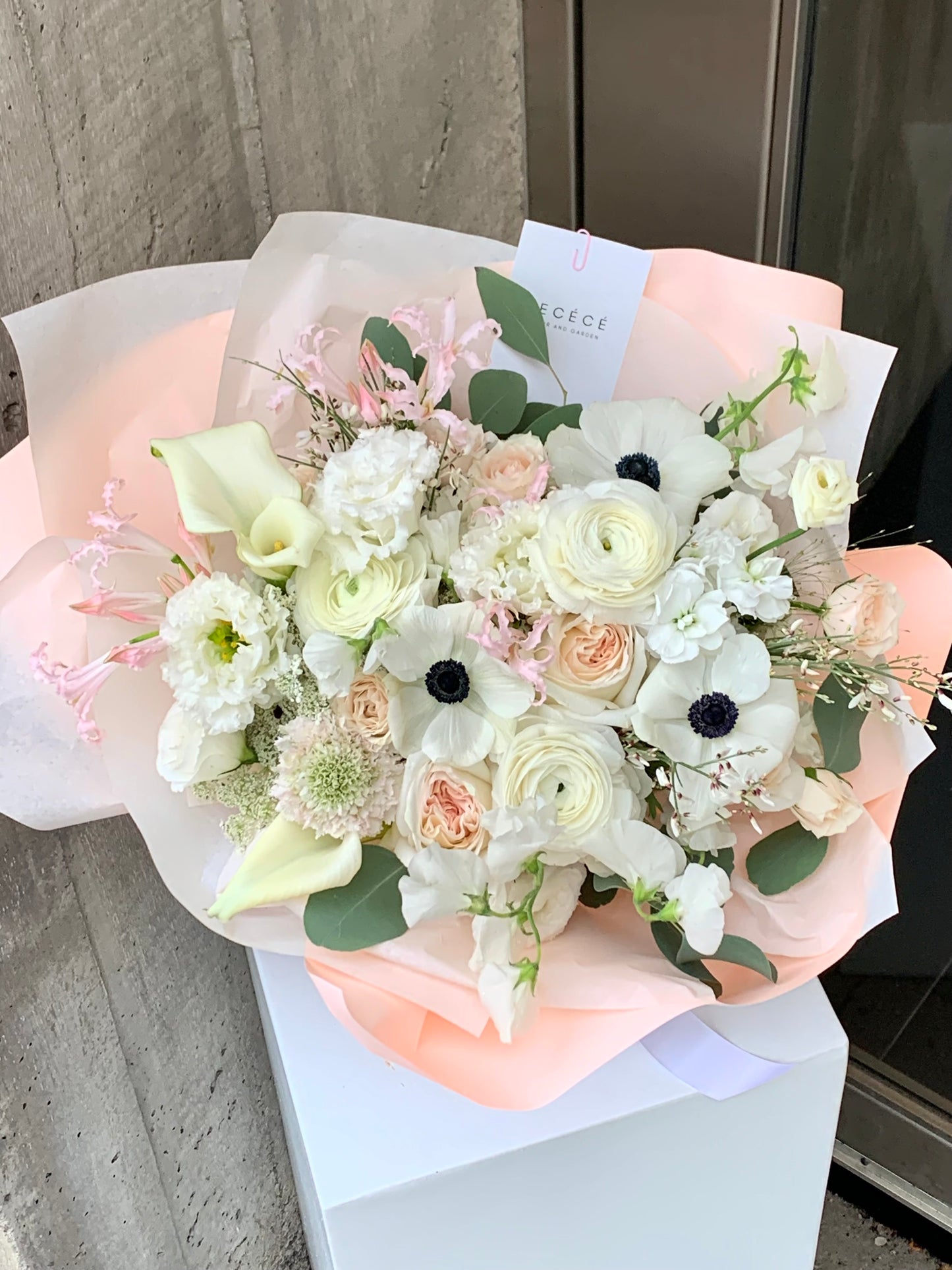 (Valentine’s Day) Designer’s Choice Bouquet